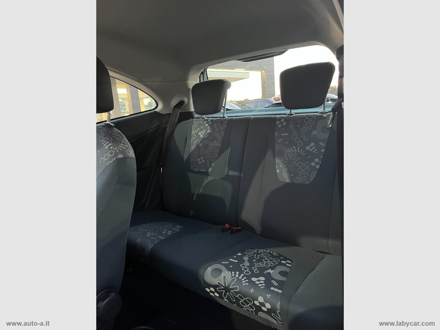 Ka 1.3 TDCi 75 CV Titanium - immagine 11