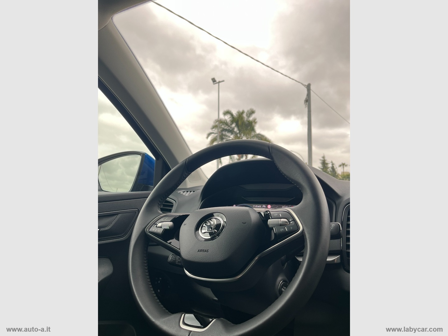Karoq 2.0 TDI 115 CV Selection - immagine 11