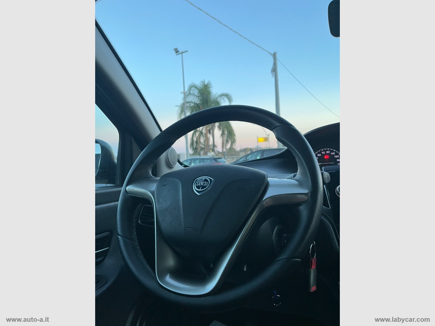 Ypsilon 1.2 69 CV 5p. S&S Silver - immagine 11