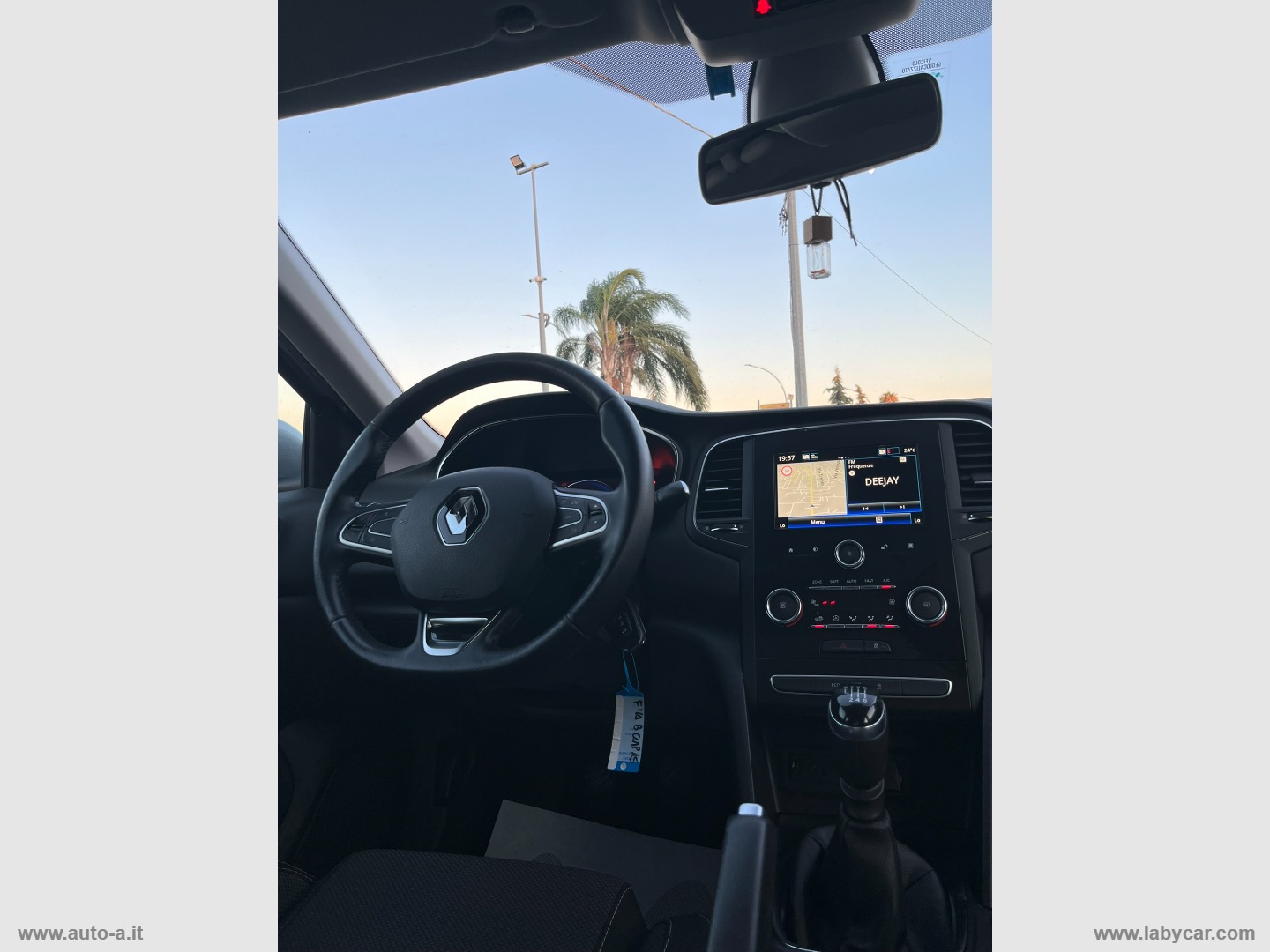 Mégane 1.5 dCi 115 CV Business - immagine 11