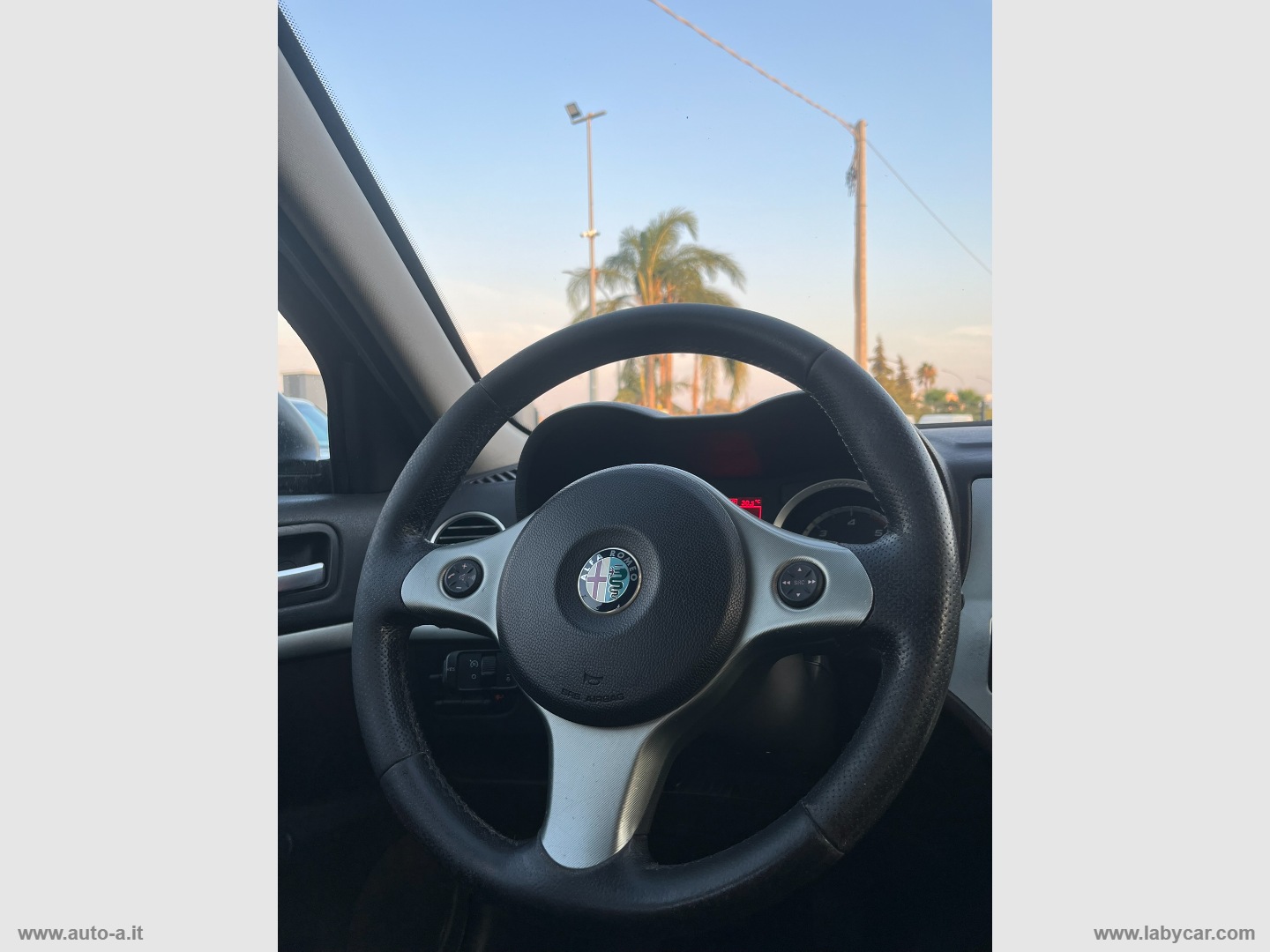 159 1.9 JTDm 16V SW Distinctive - immagine 11