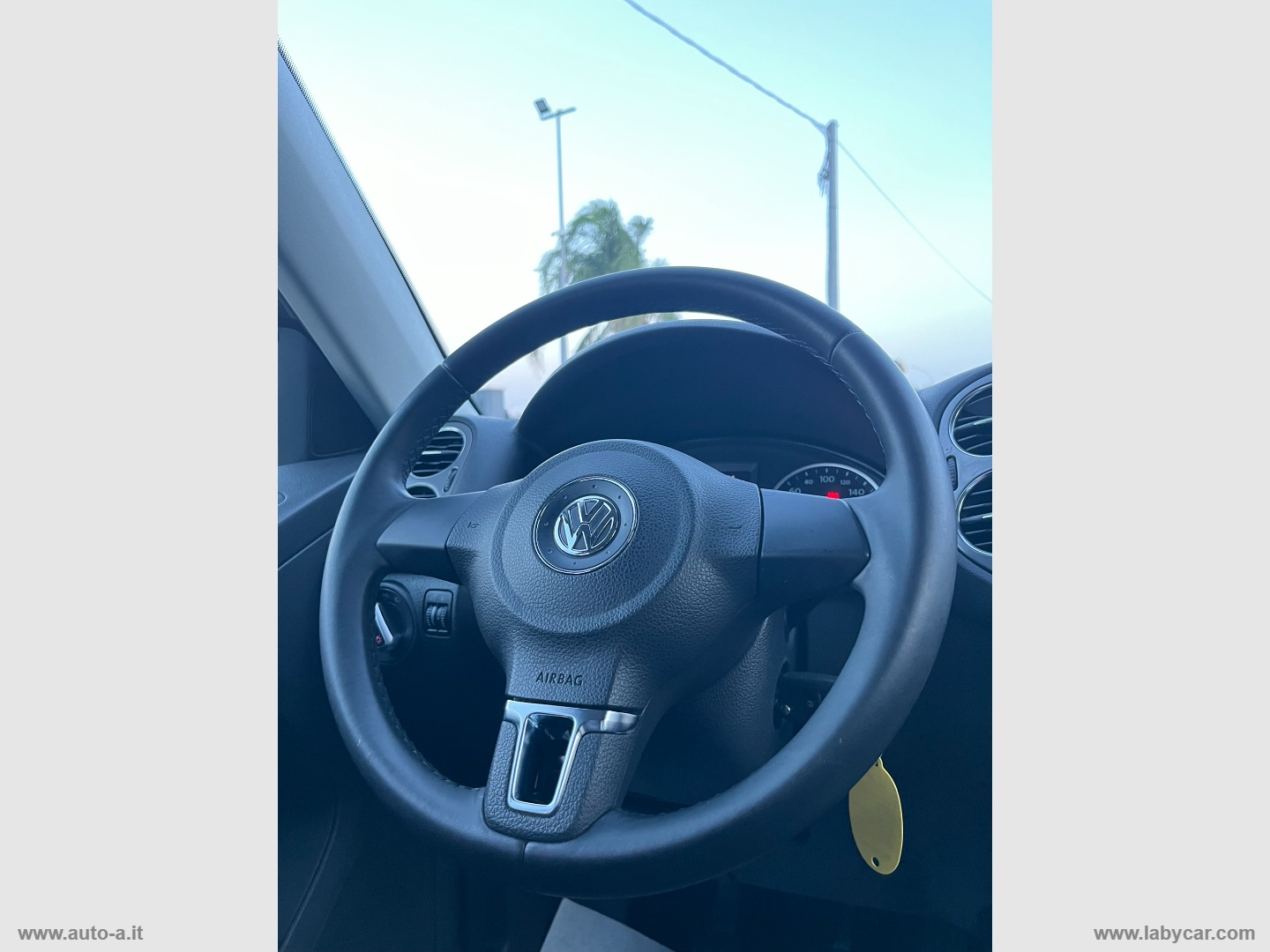 Tiguan 2.0 TDI 4MOTION Sport & Style - immagine 11