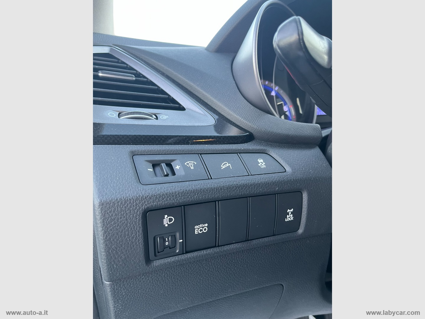 Santa Fe 2.2 CRDi 4WD A/T Style - immagine 11