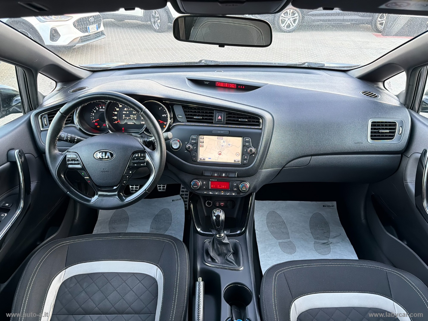 ceed 1.6 CRDi 110 CV 5 porte GT Line - immagine 11
