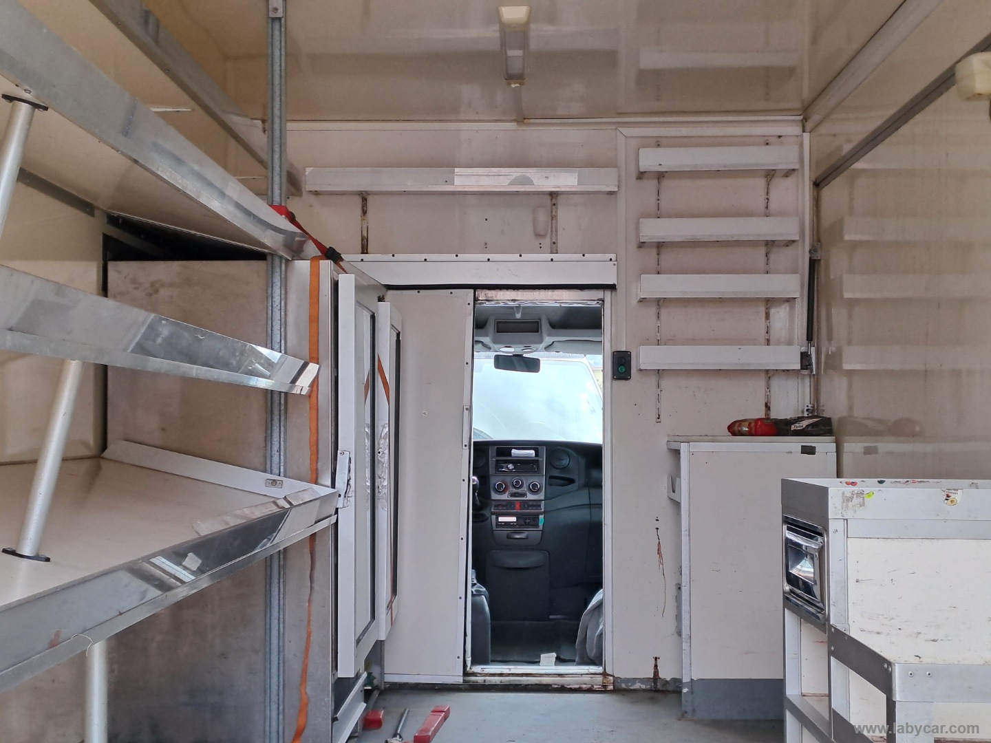 DAILY FOOD TRUCK STREET FOOD PANINOTECA AUTONEGOZIO AUTONEGOZIO PANINOTECA ECC - immagine 11
