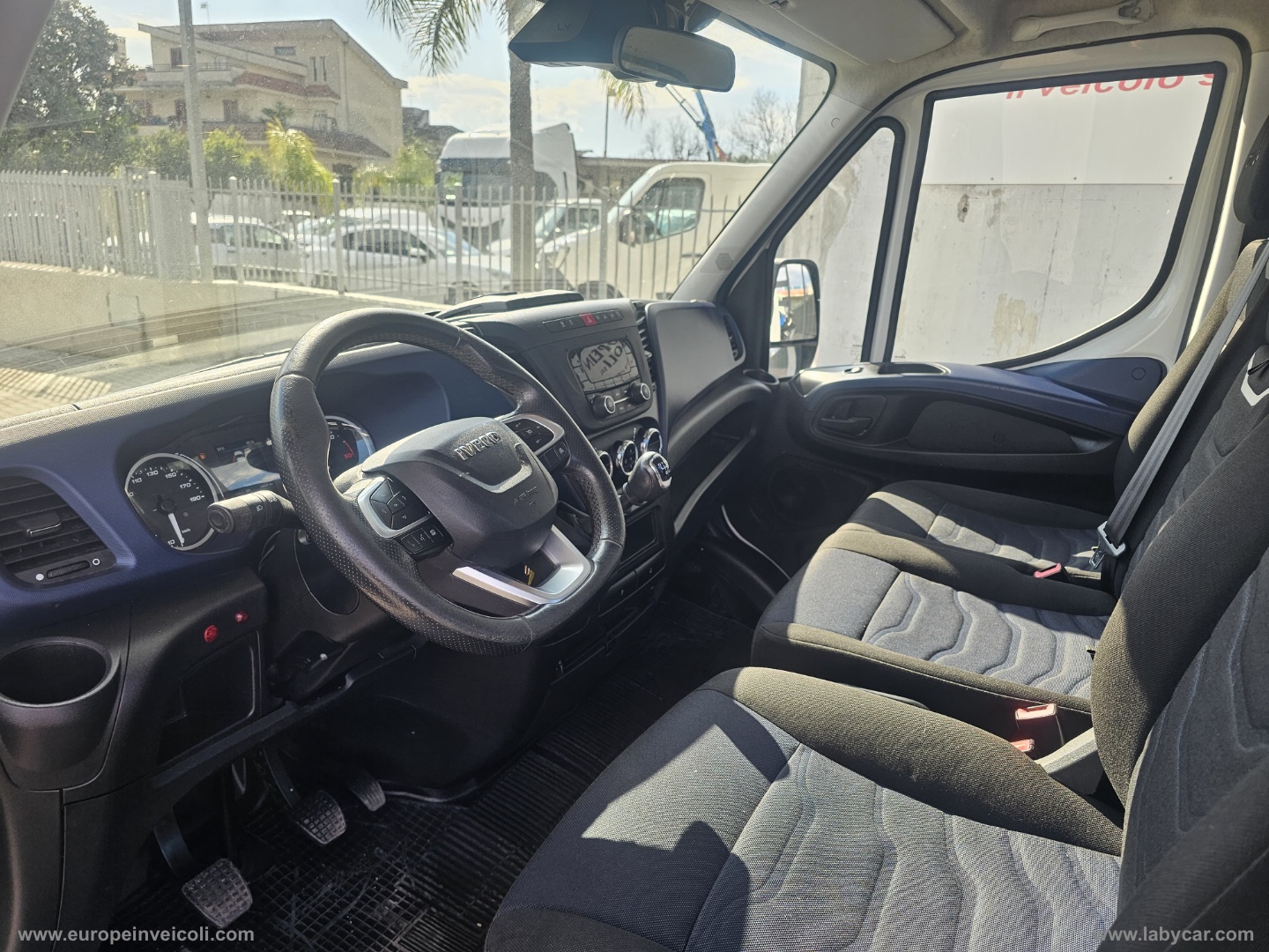 Daily 35C14 GRU CON ANTENNA E CASSONE - immagine 11