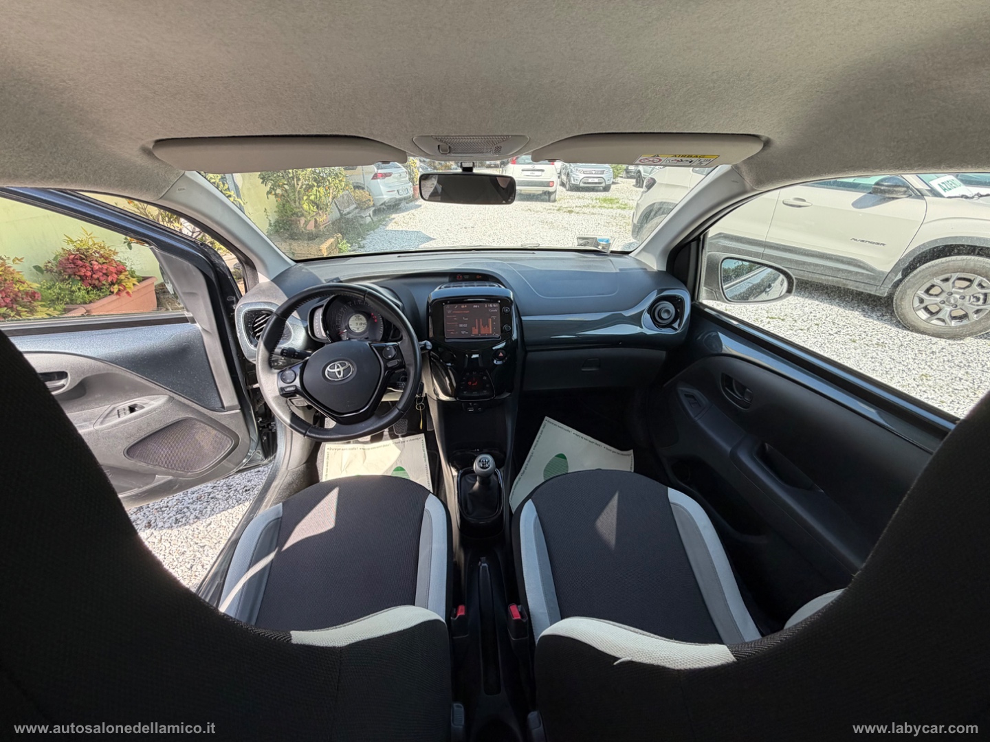 Aygo 1.0 VVT-i 69 CV 5p. x-clusiv - immagine 11