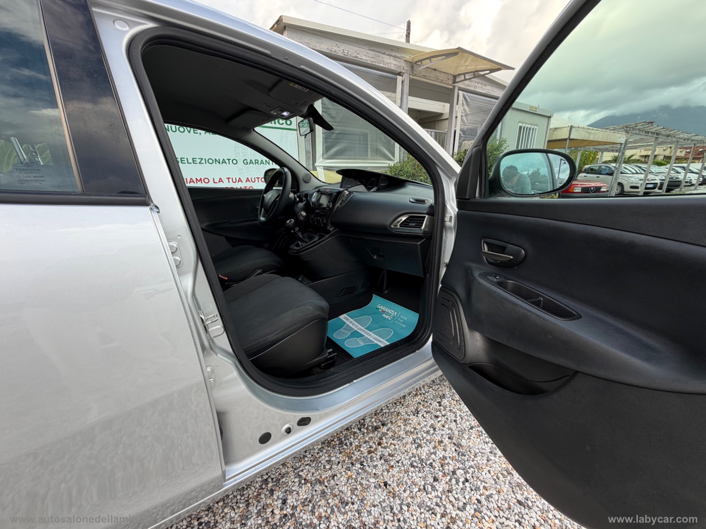 Ypsilon 1.2 69 CV 5p. S&S Gold - immagine 11