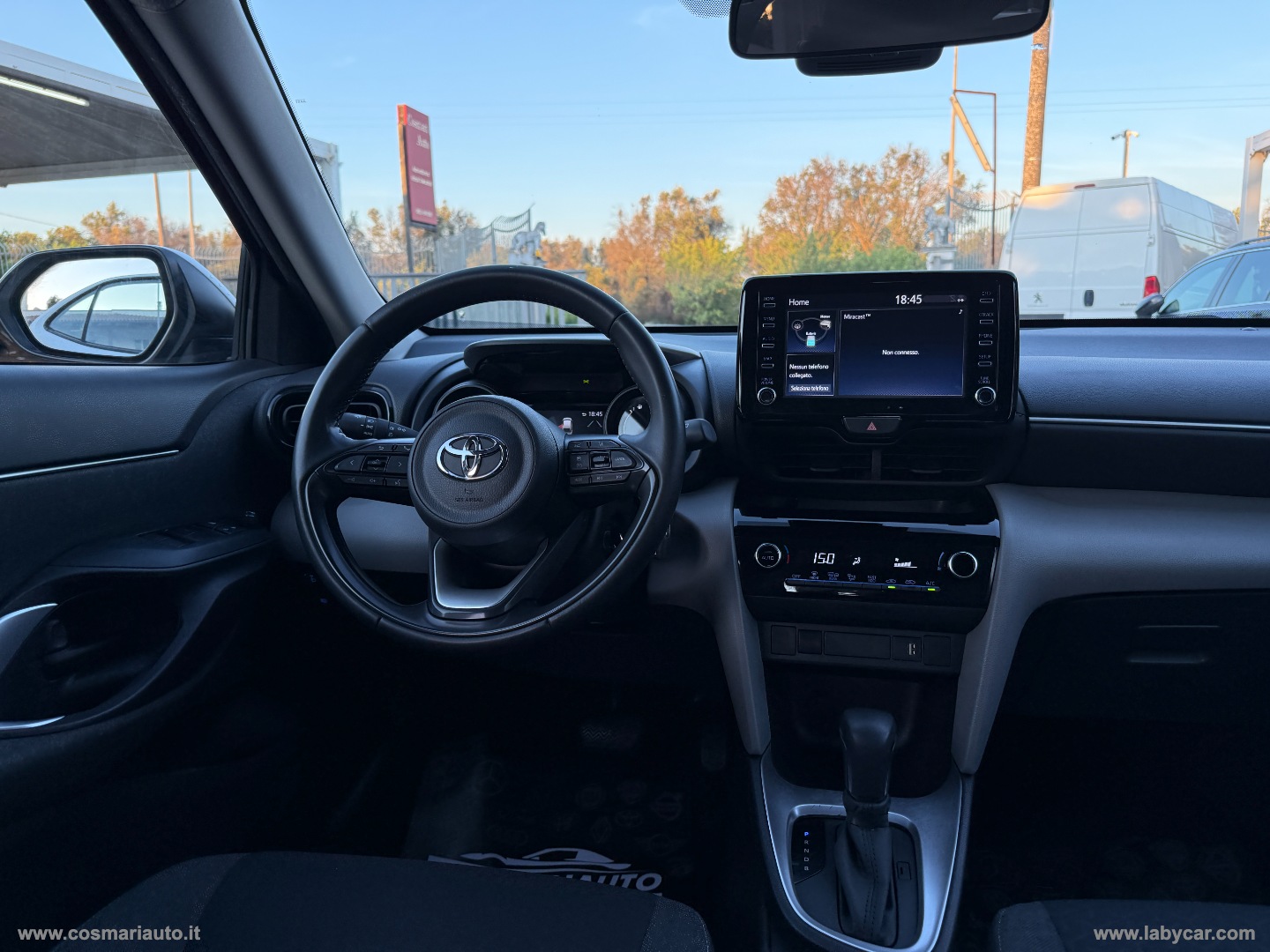 Yaris Cross 1.5 Hybrid 5p. E-CVT Active - immagine 11
