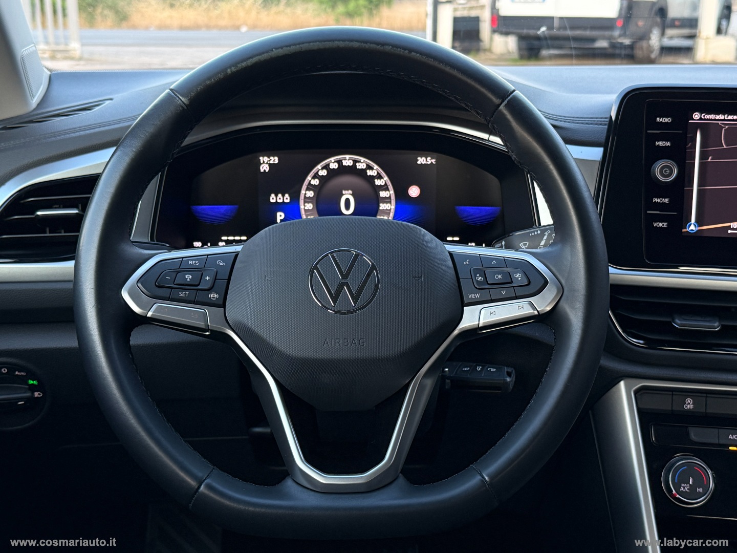 T-Roc 2.0 TDI SCR 150 CV DSG Style - immagine 11