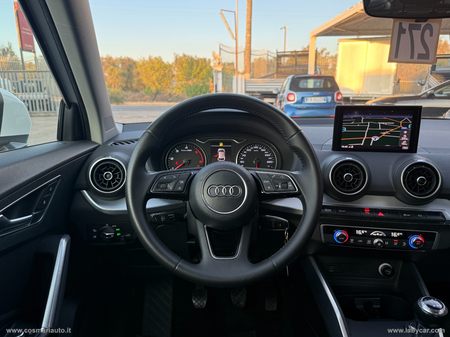Q2 1.6 TDI Sport - immagine 11