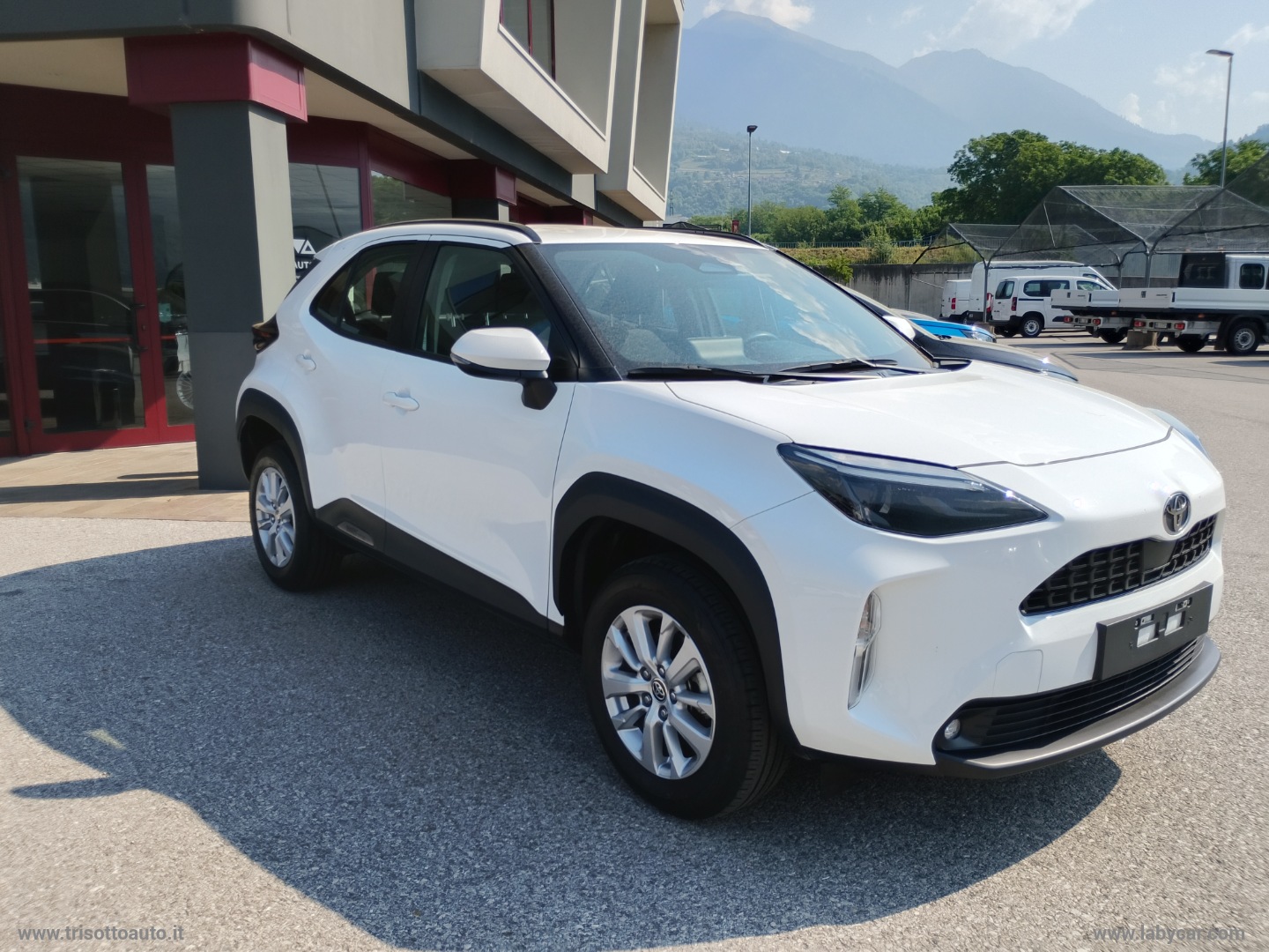 Yaris Cross 1.5 Hybrid 5p. Active AUT - immagine 11