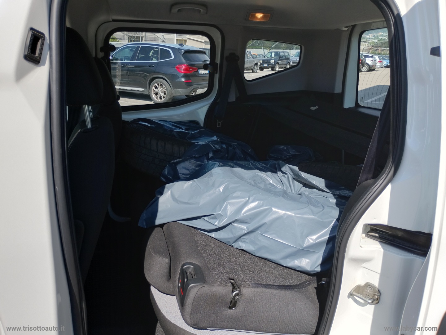 QUBO 1.4 77CV BZ Lounge - immagine 11