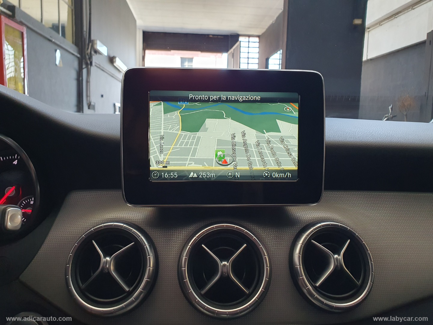 CLA 200 d S.W. 4Matic Automatic - immagine 11