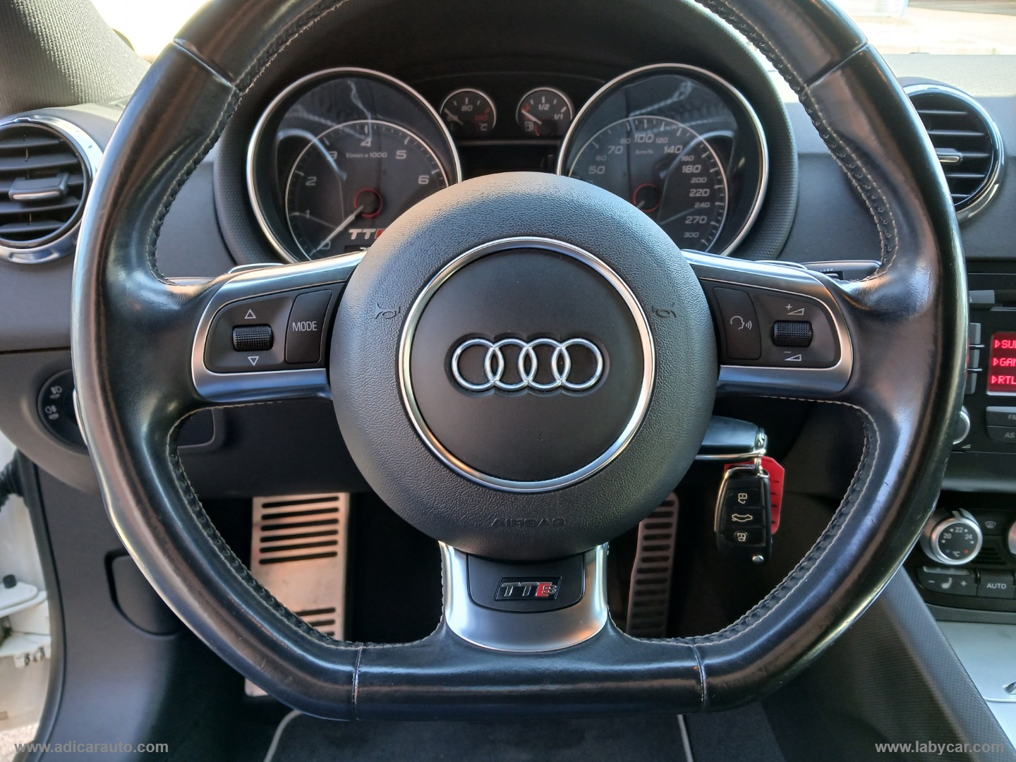 TTS Coupé 2.0 272 CV TFSI quattro S tronic - immagine 11