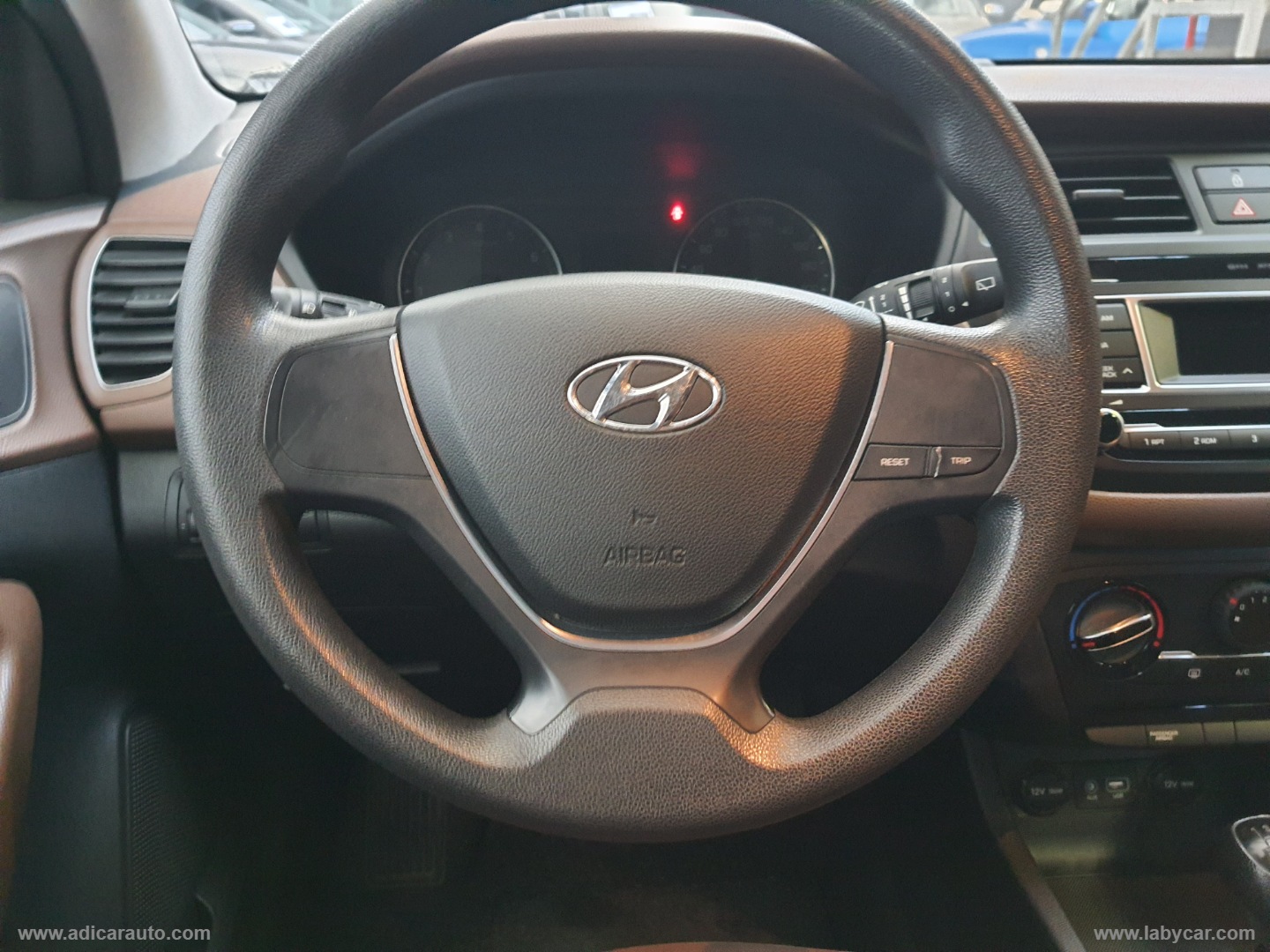 i20 1.2 84 CV 5p. Style - immagine 11
