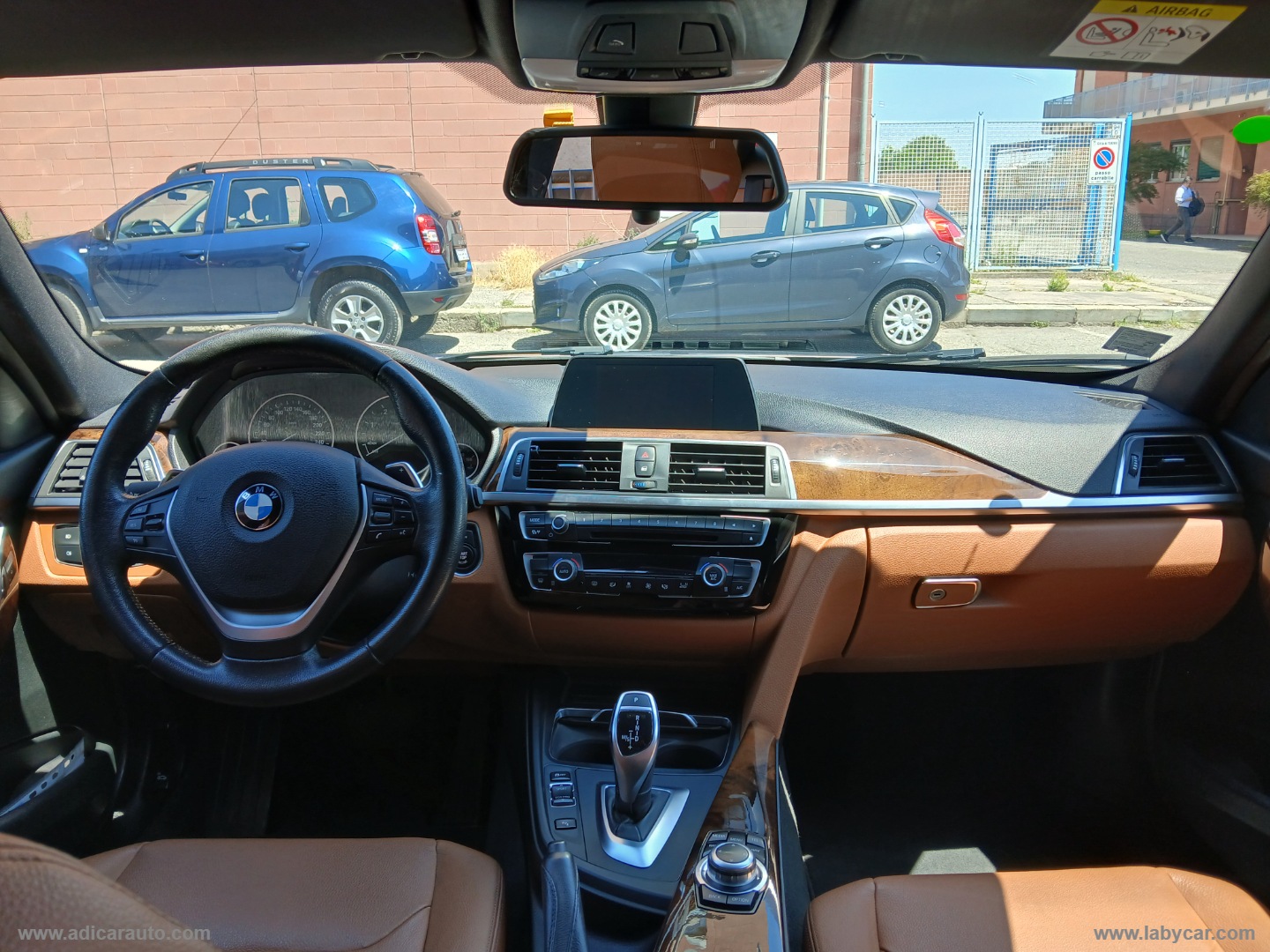 320d xDrive Touring Luxury - immagine 11