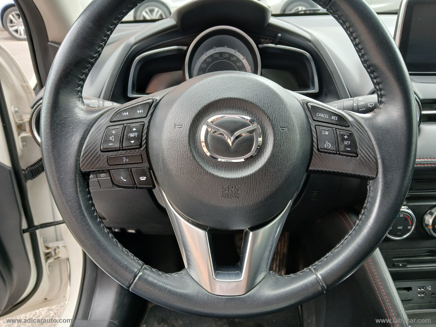 Mazda2 1.5 105 CV Skyactiv-D Exceed - immagine 11