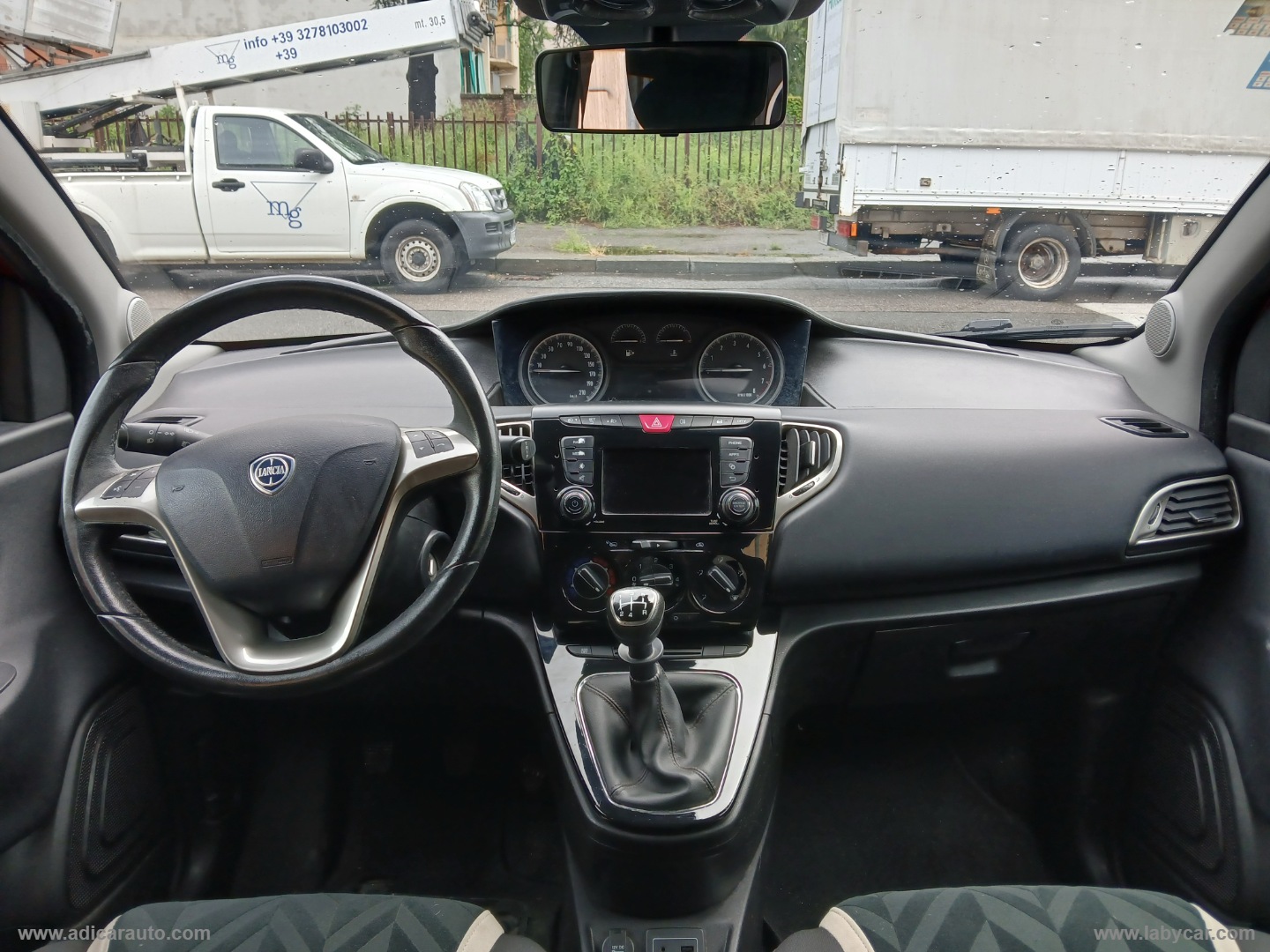 Ypsilon 1.2 69 CV 5p. - immagine 11