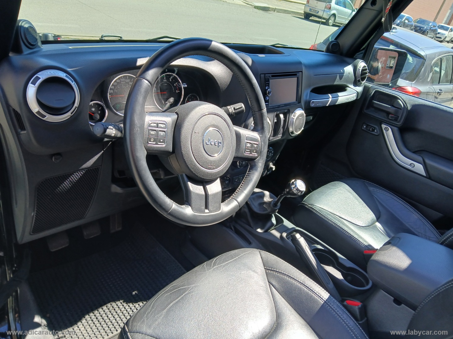Wrangler 2.8 CRD Sahara - immagine 11