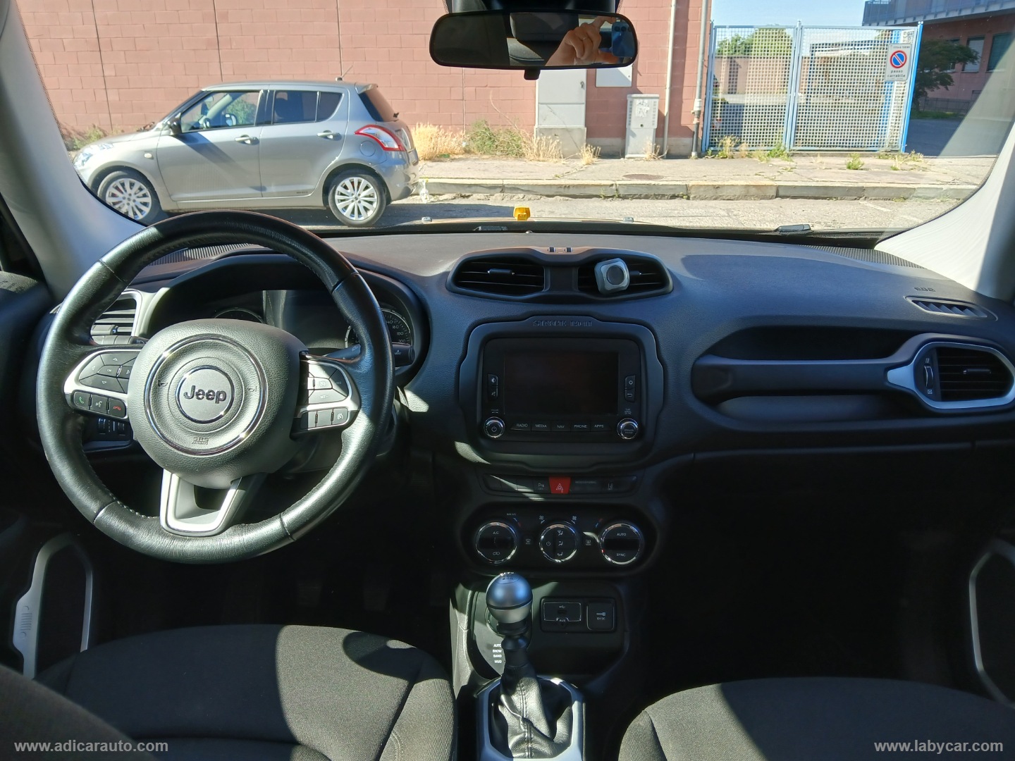 Renegade 2.0 Mjt 140 CV 4WD AD. Limited - immagine 11