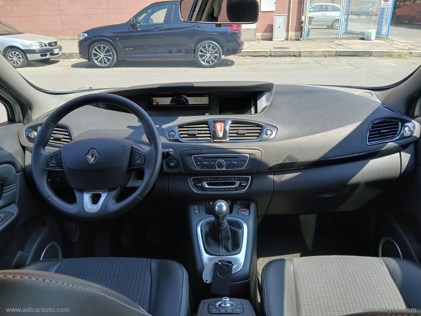 Scénic X-Mod 1.5 dCi 110 CV - immagine 11