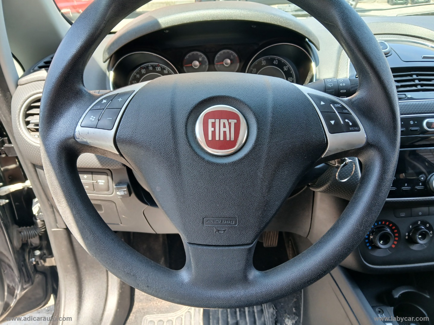 Punto 1.2 8V 3p. Lounge - immagine 11