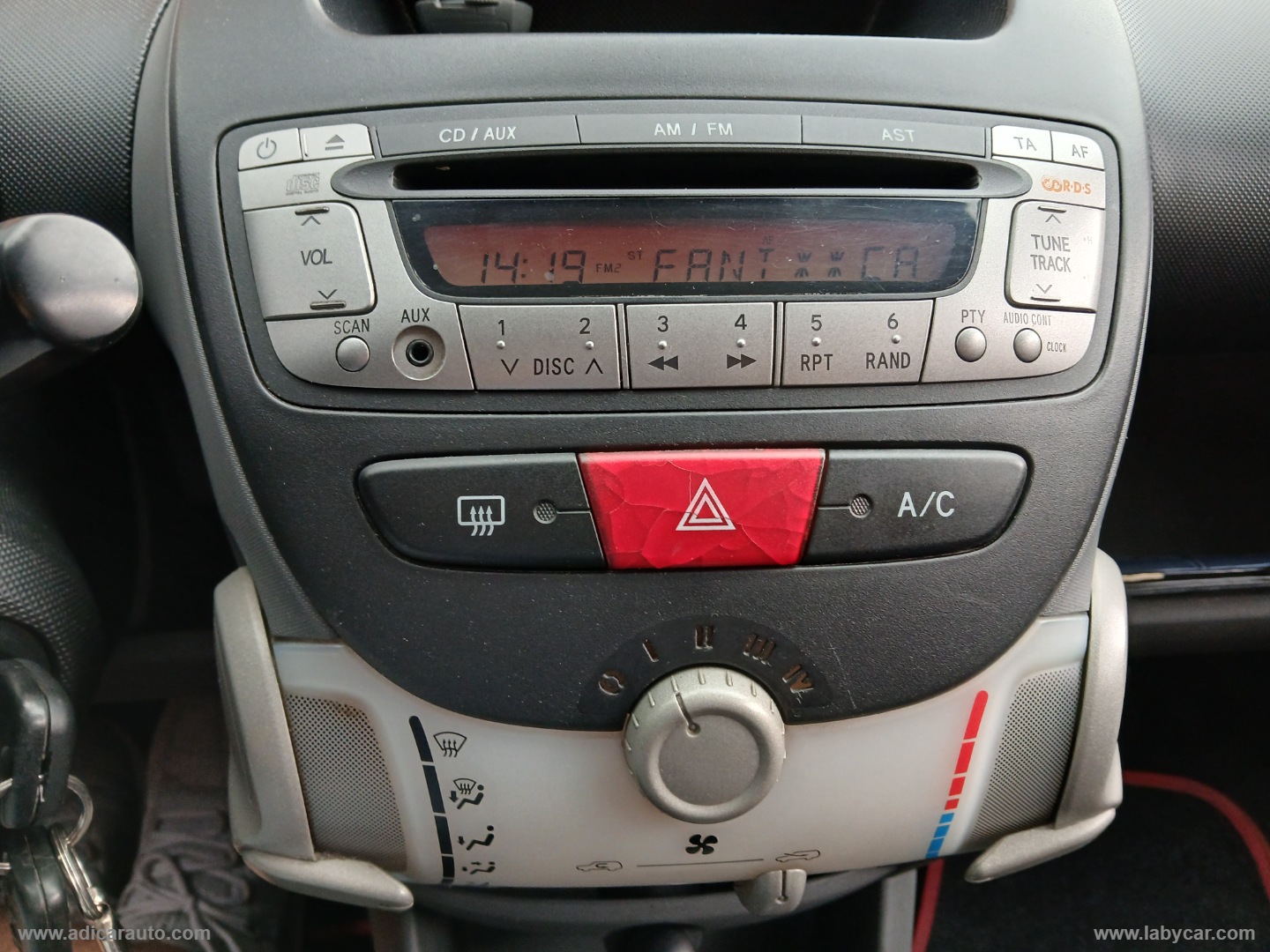 107 1.0 68 CV 5p. Plaisir 2Tronic - immagine 11
