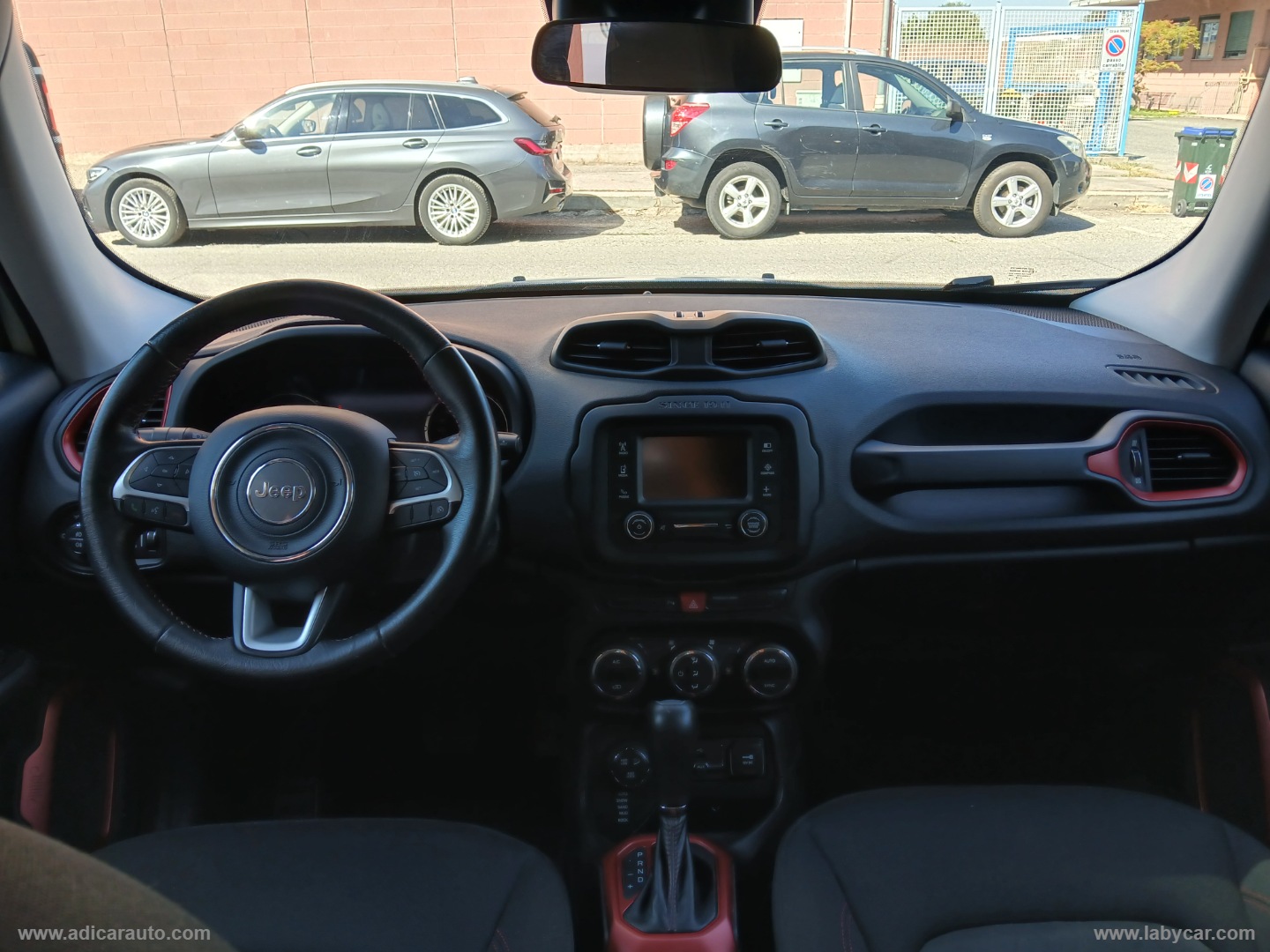 Renegade 2.0 Mjt 170CV 4WD Trailhawk - immagine 11