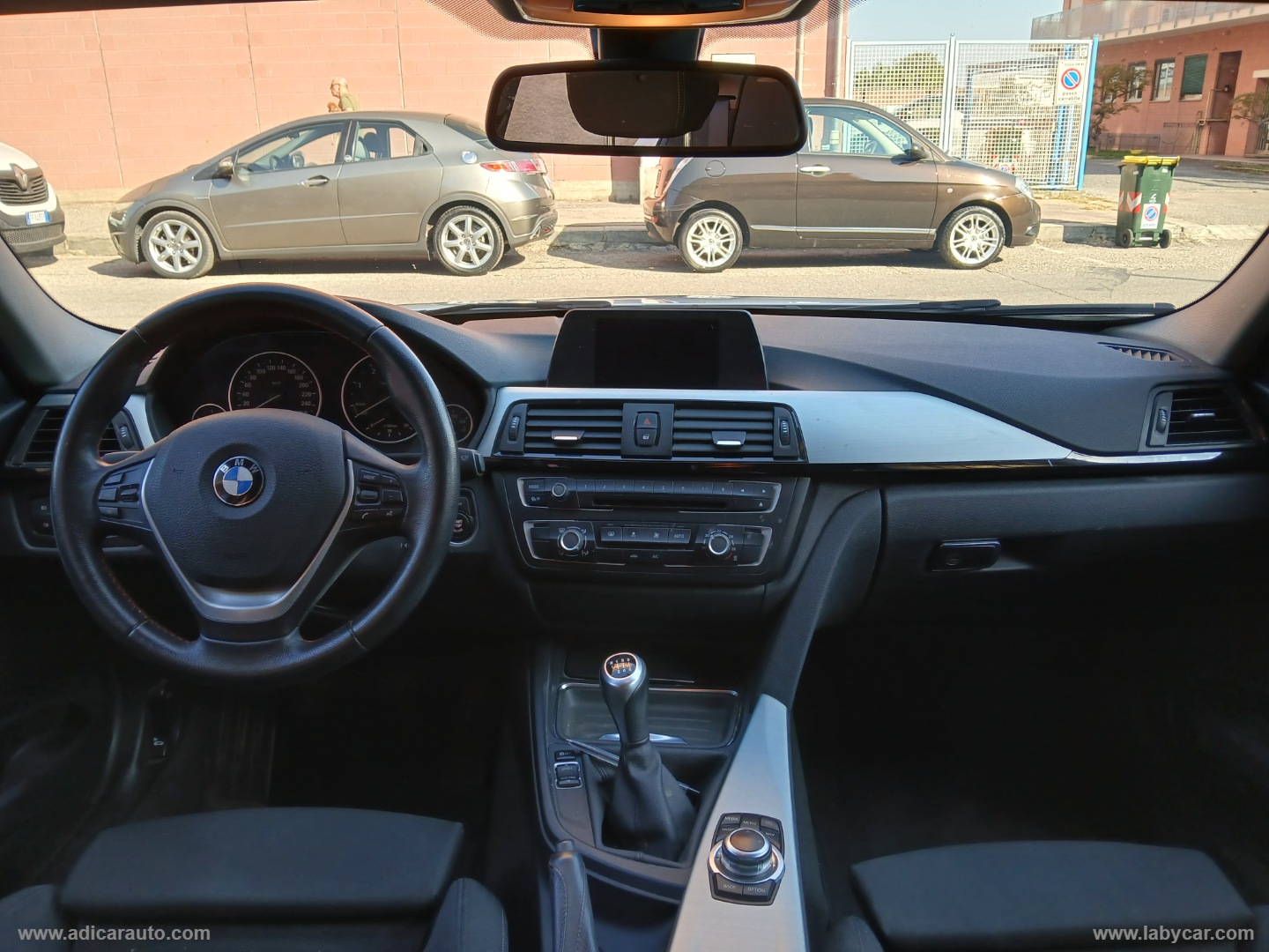 318d xDrive Touring Sport - immagine 11