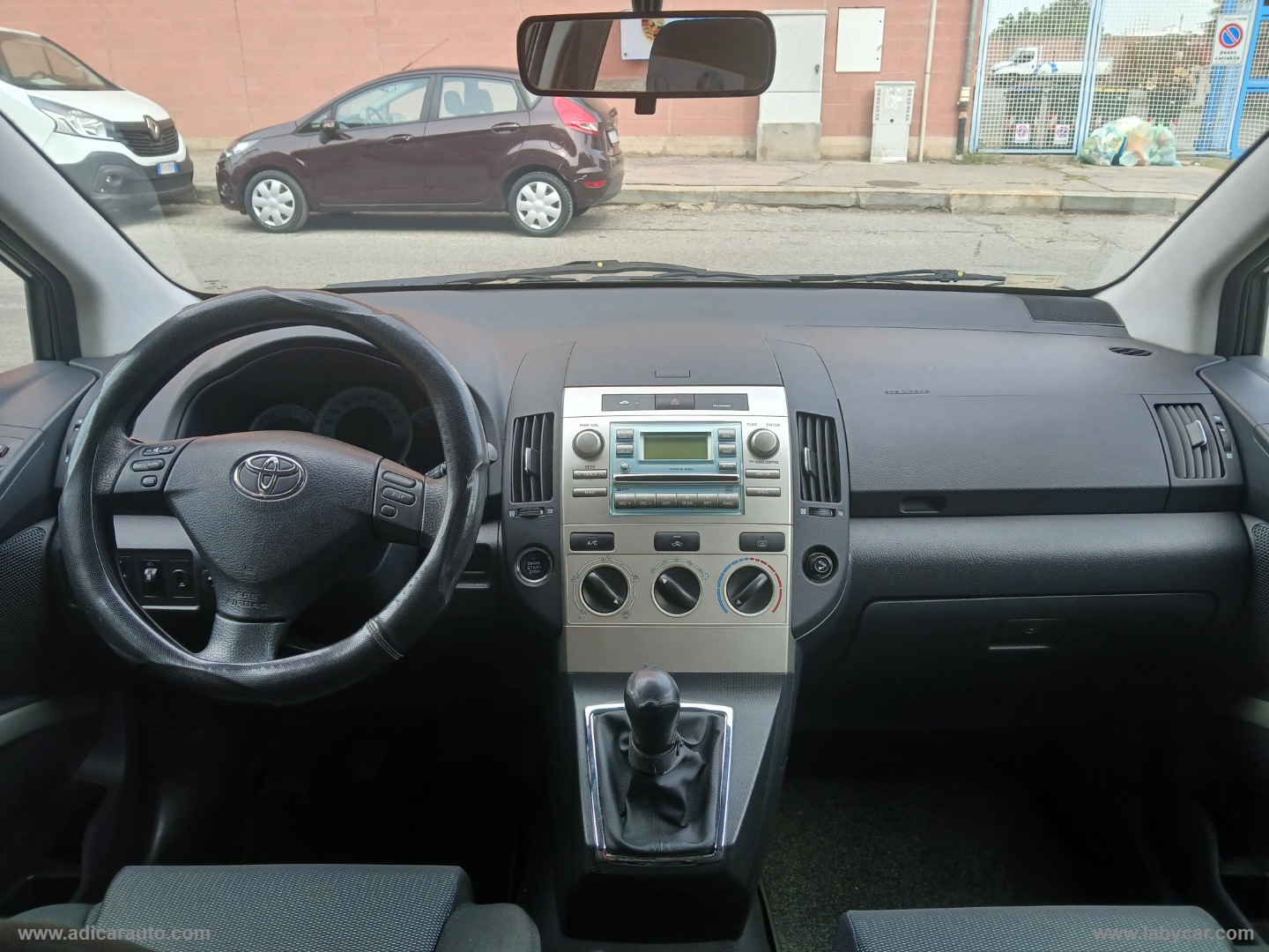 Corolla Verso 2.0 16V D-4D Sol - immagine 11