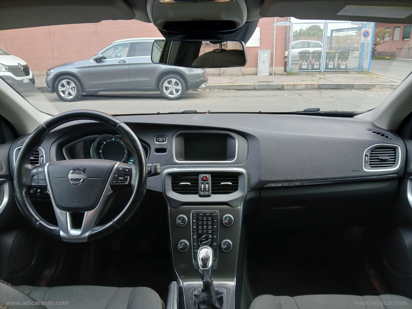 V40 Cross Country D2 1.6 Kinetic - immagine 11