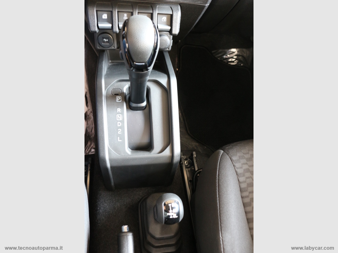 Jimny 1.5 4AT Top - immagine 11