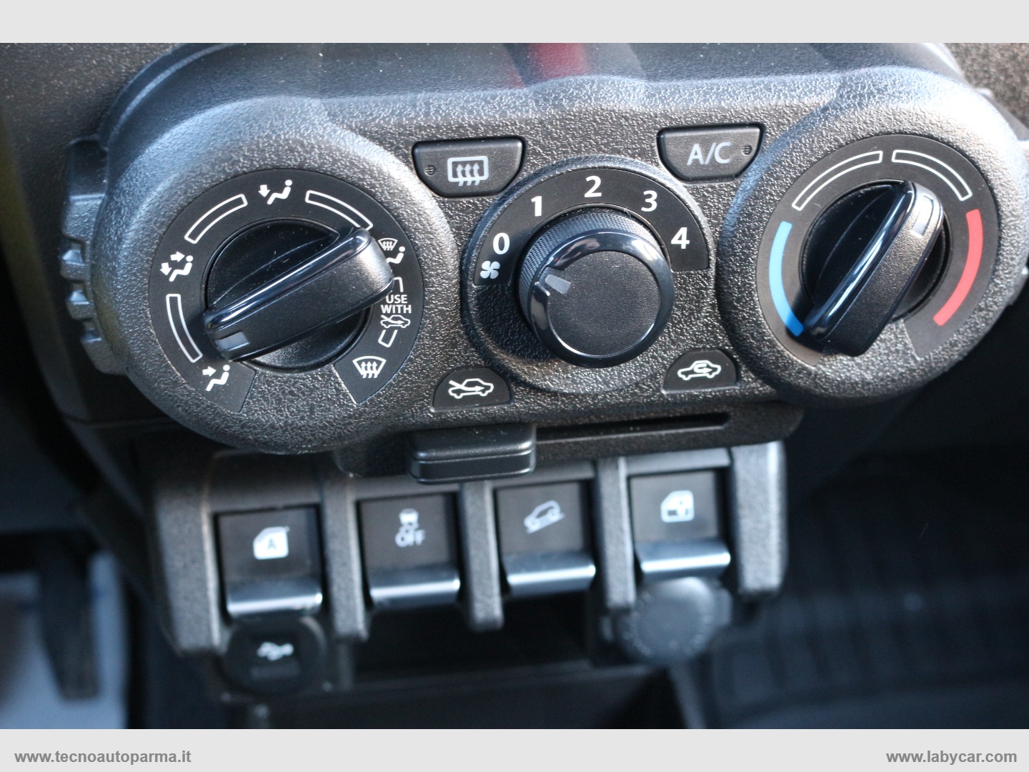 Jimny 1.5 5MT PRO - immagine 11