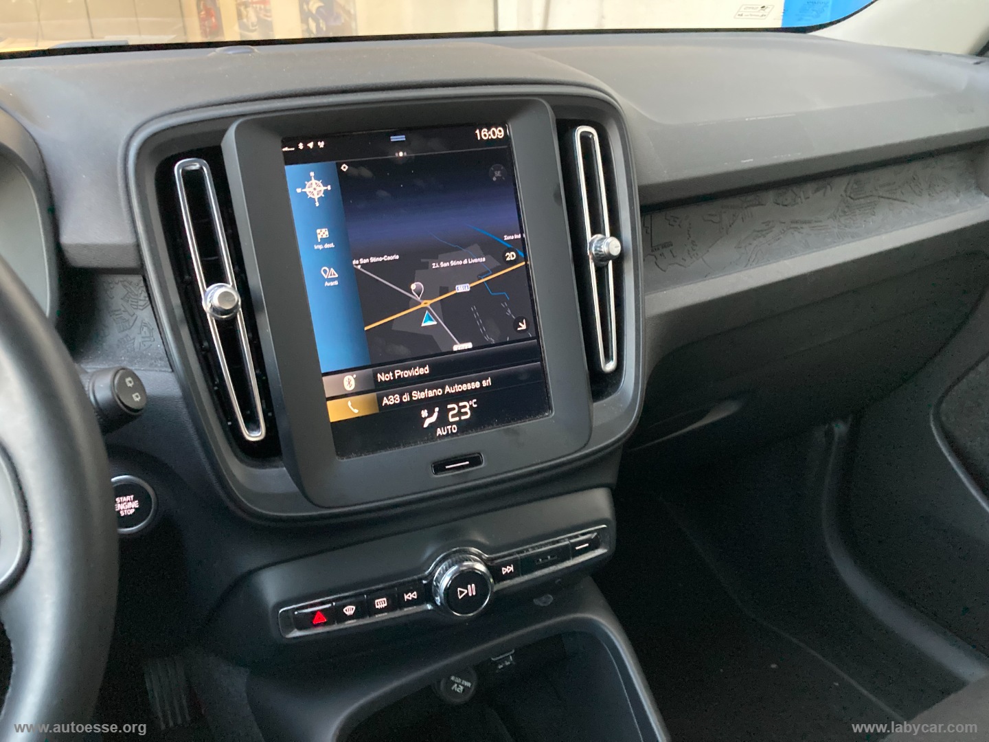 XC40 T2 automatico Essential - immagine 11