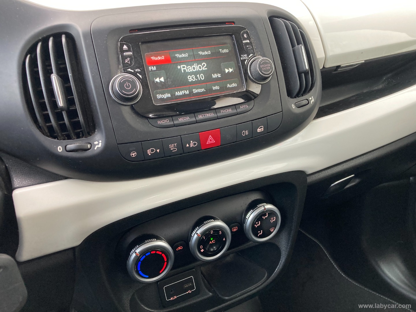 500L 1.4 95 CV Pop Star - immagine 11