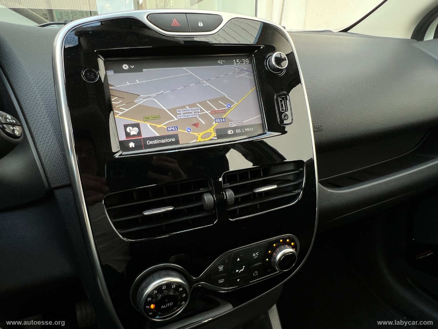 Clio dCi 8V 75 CV S&S 5p. Energy Zen - immagine 11