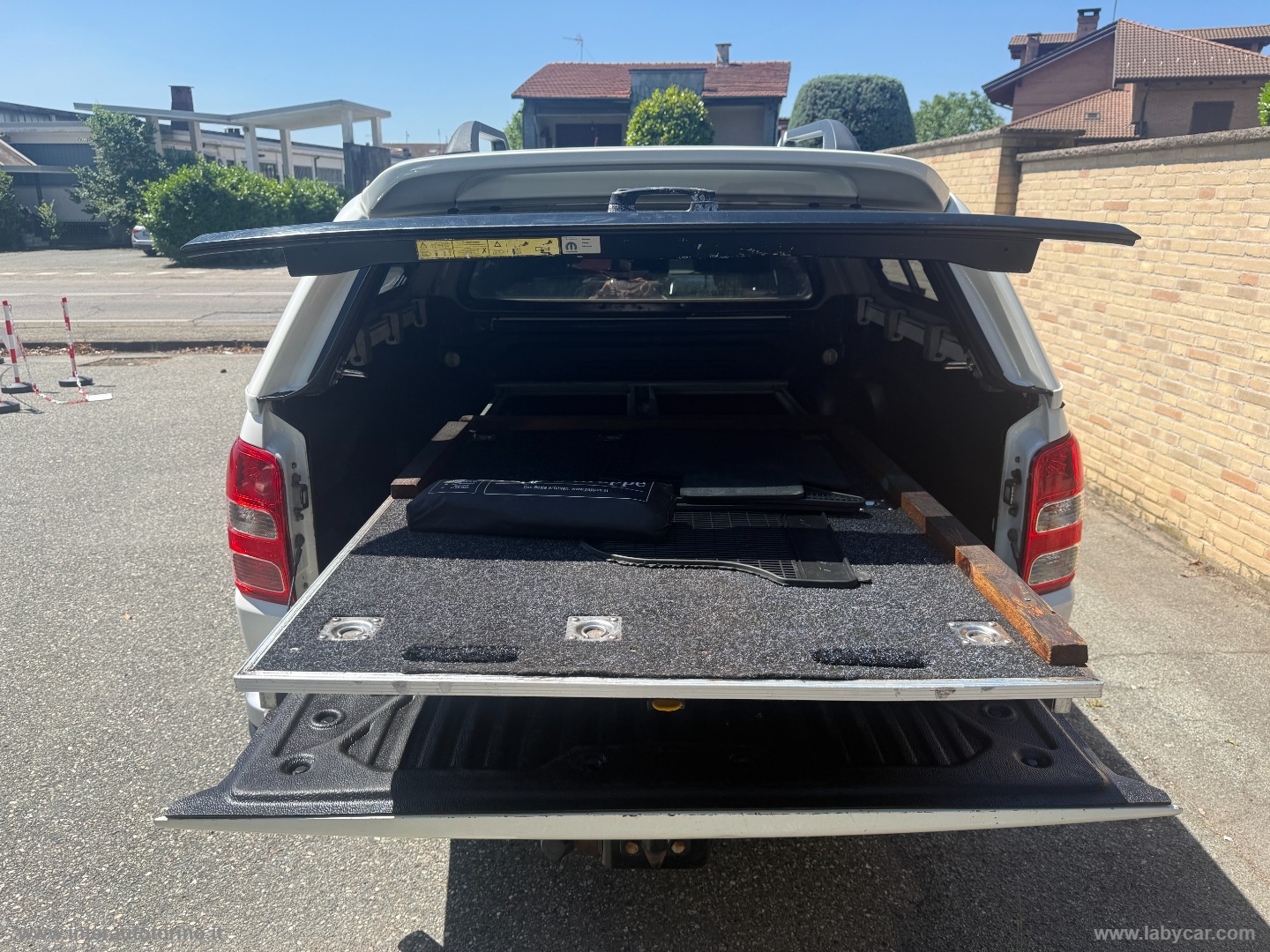 Fullback 2.4 180CV Doppia Cabina aut. LX - immagine 11