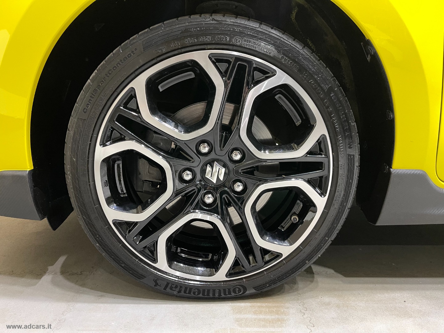 Swift Sport 1.4 Boosterjet *BOOK SERVICE SUZUKI* - immagine 11