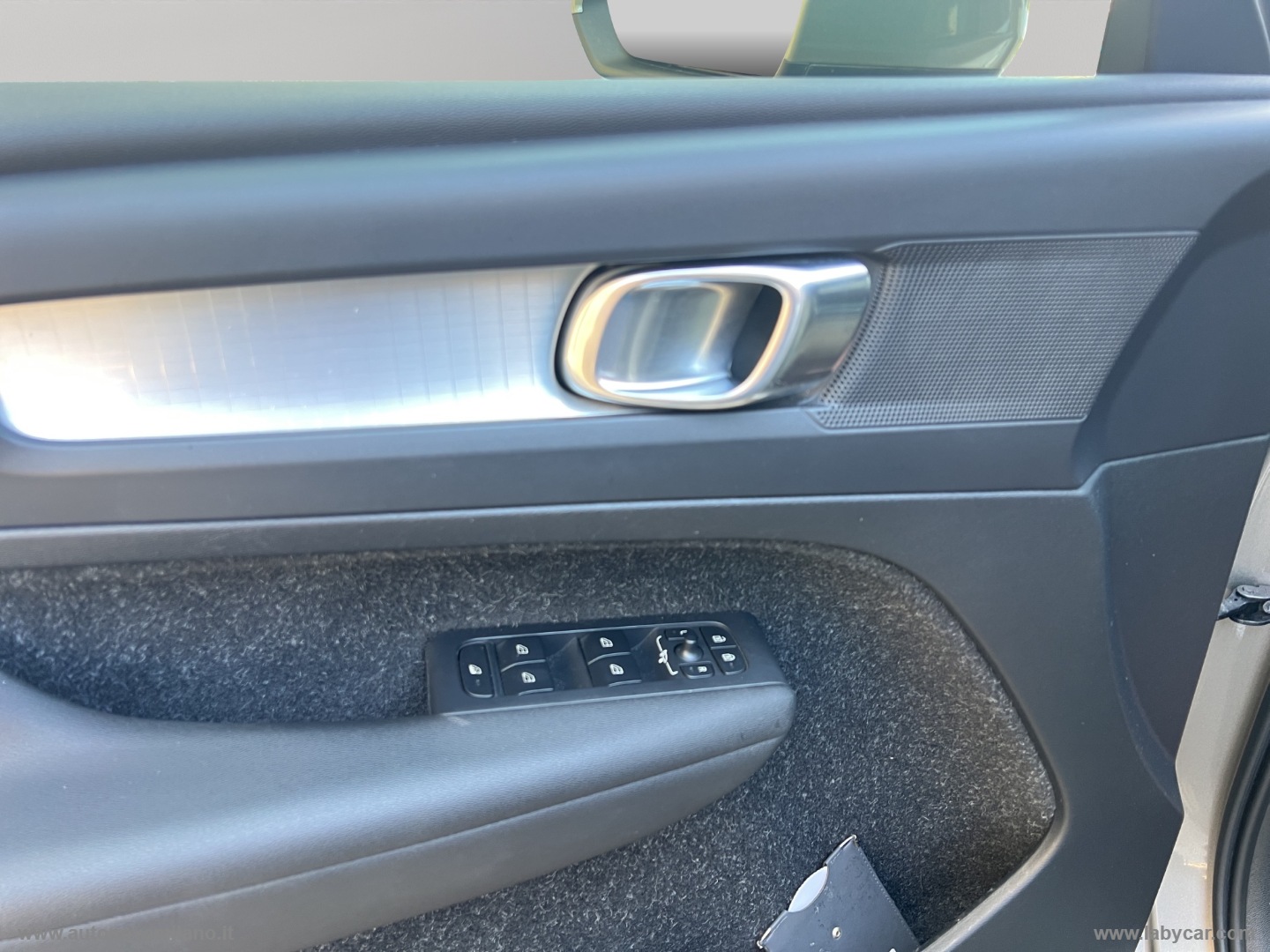XC40 D3 Geartronic Momentum Pro - immagine 11