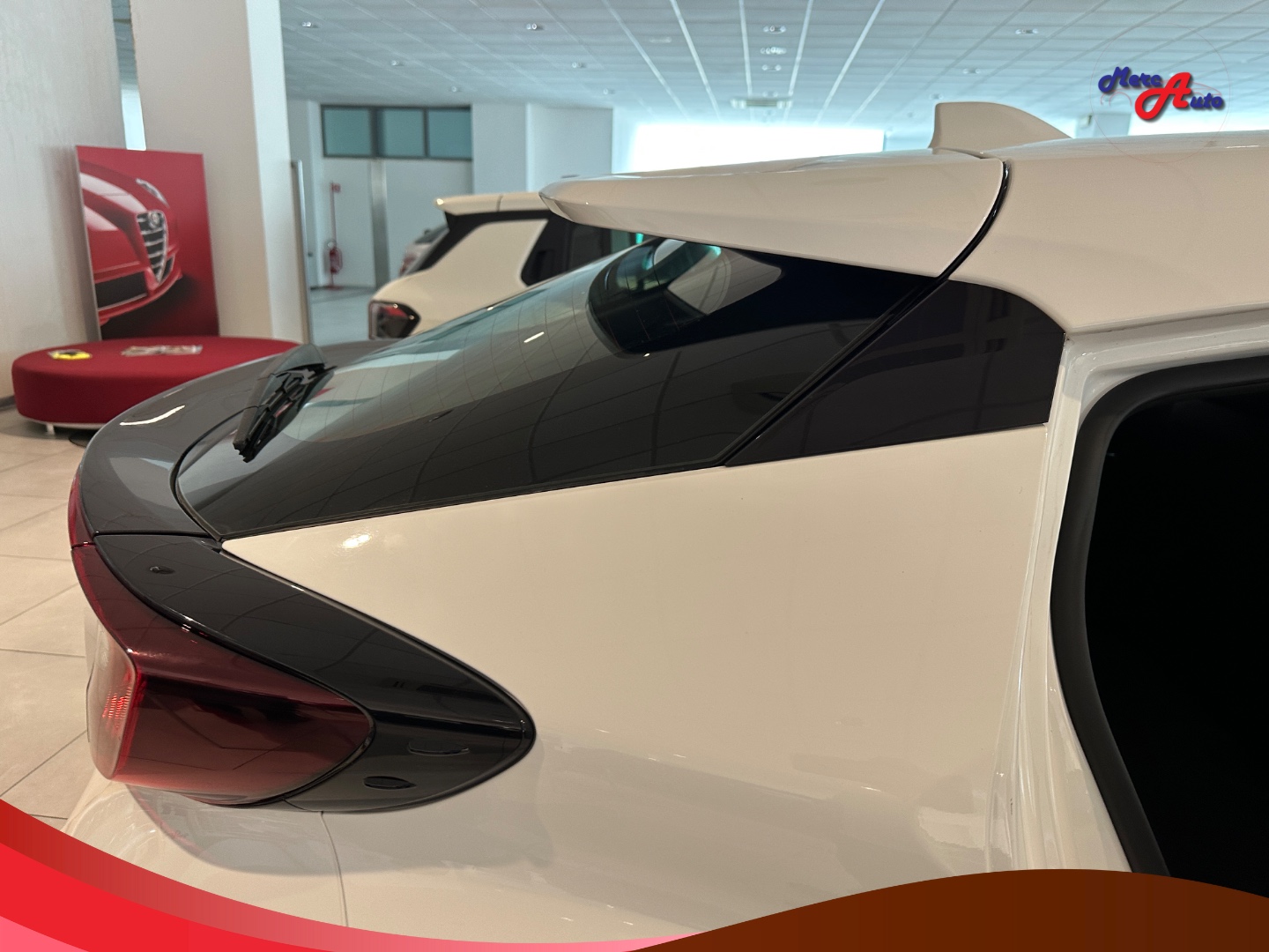 C-HR 2.0 Hybrid E-CVT Trend - immagine 11