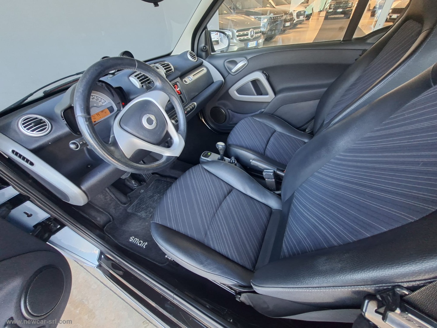 fortwo 1000 52 kW MHD coupé pure - immagine 11