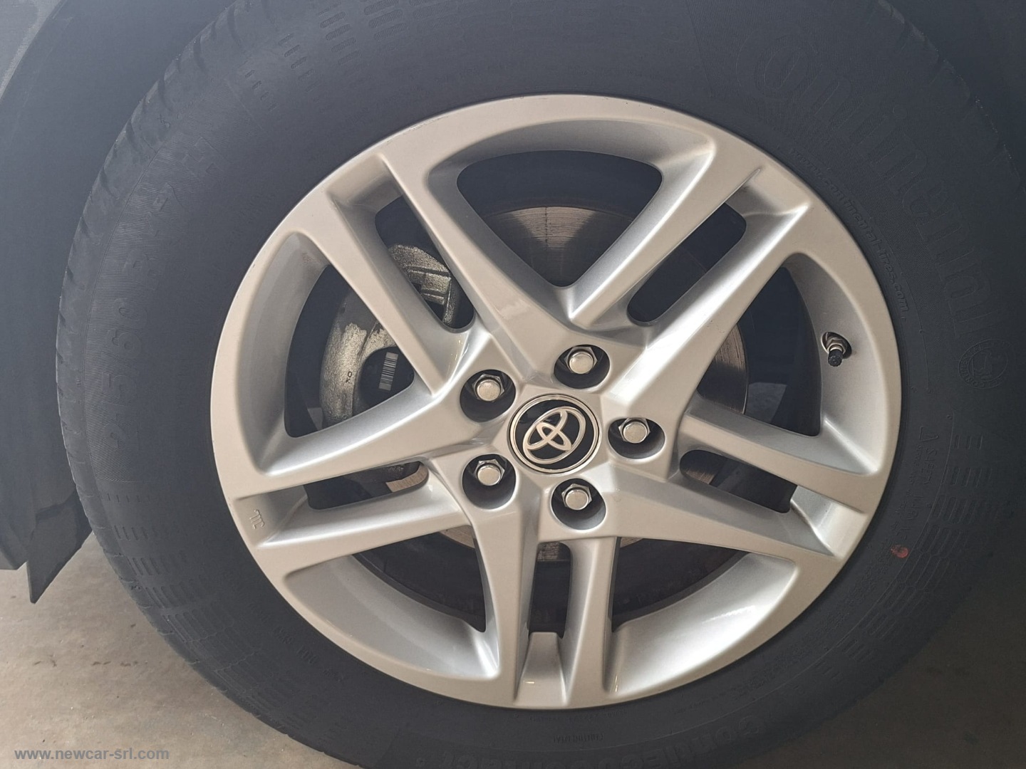C-HR 1.8 Hybrid E-CVT Active - immagine 11