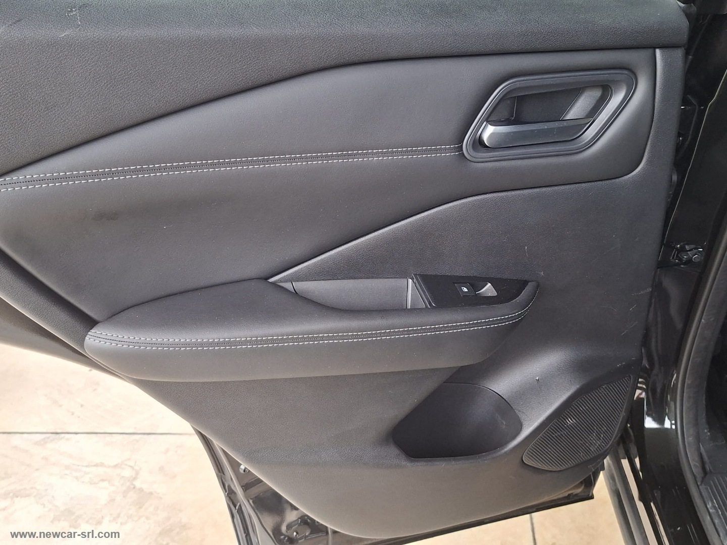 Qashqai MHEV 158 CV Xtronic Business - immagine 11