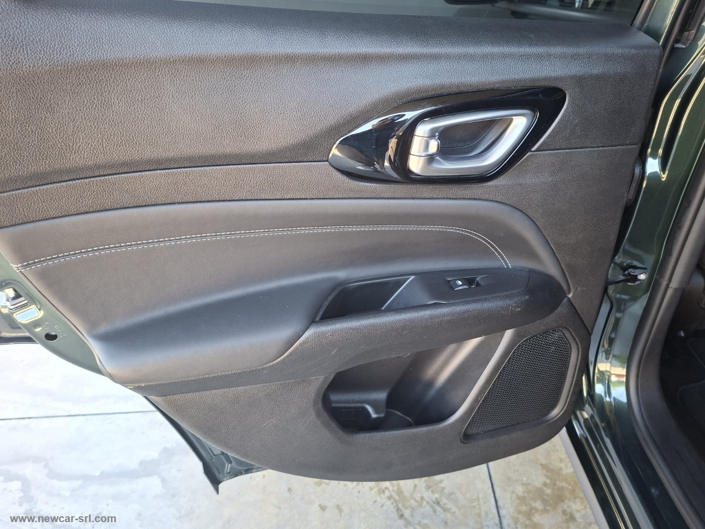 Compass 1.6 Mjt II 2WD Limited - immagine 11