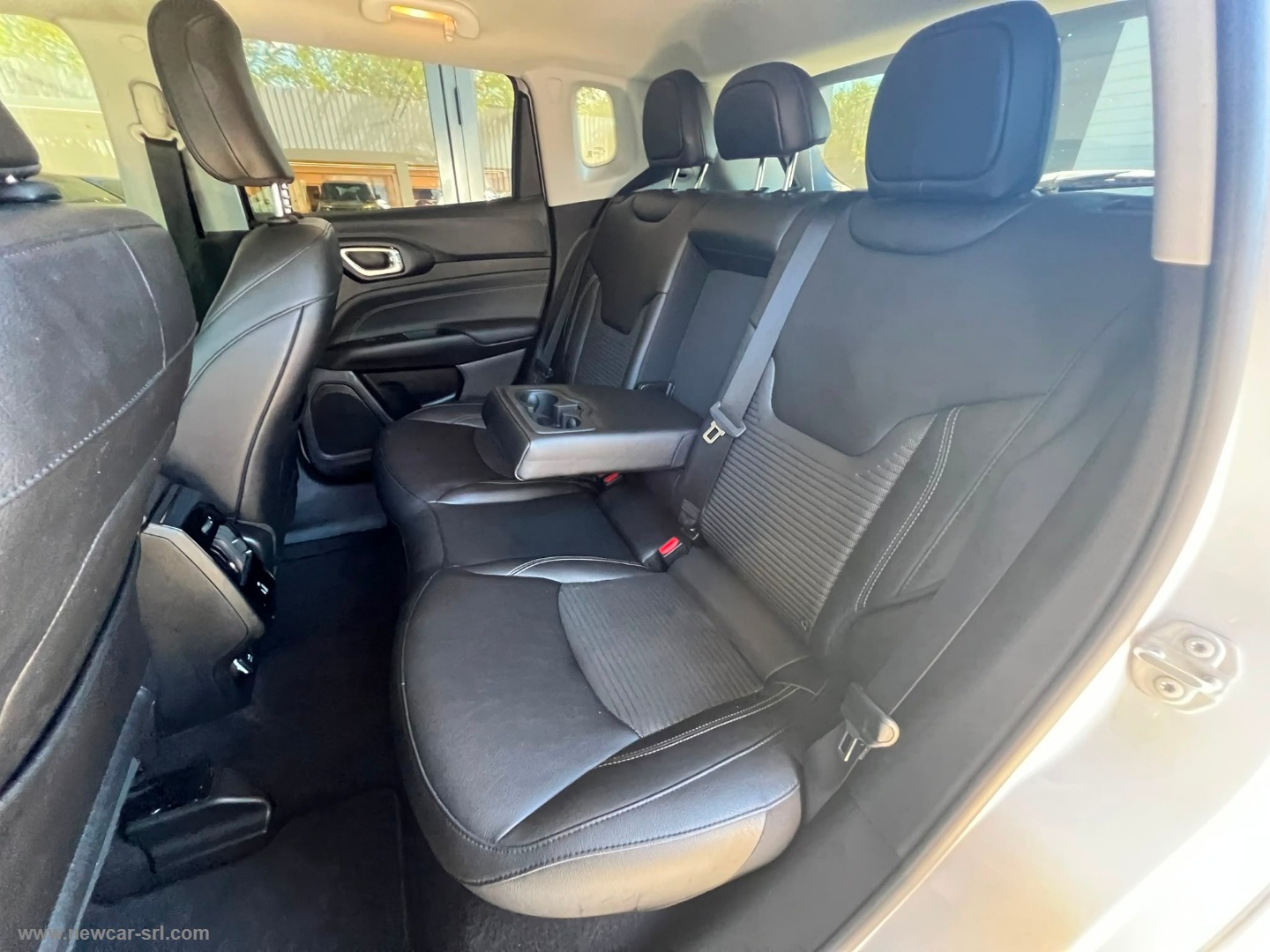Compass 1.5 T4 130CV MHEV 2WD Business - immagine 11