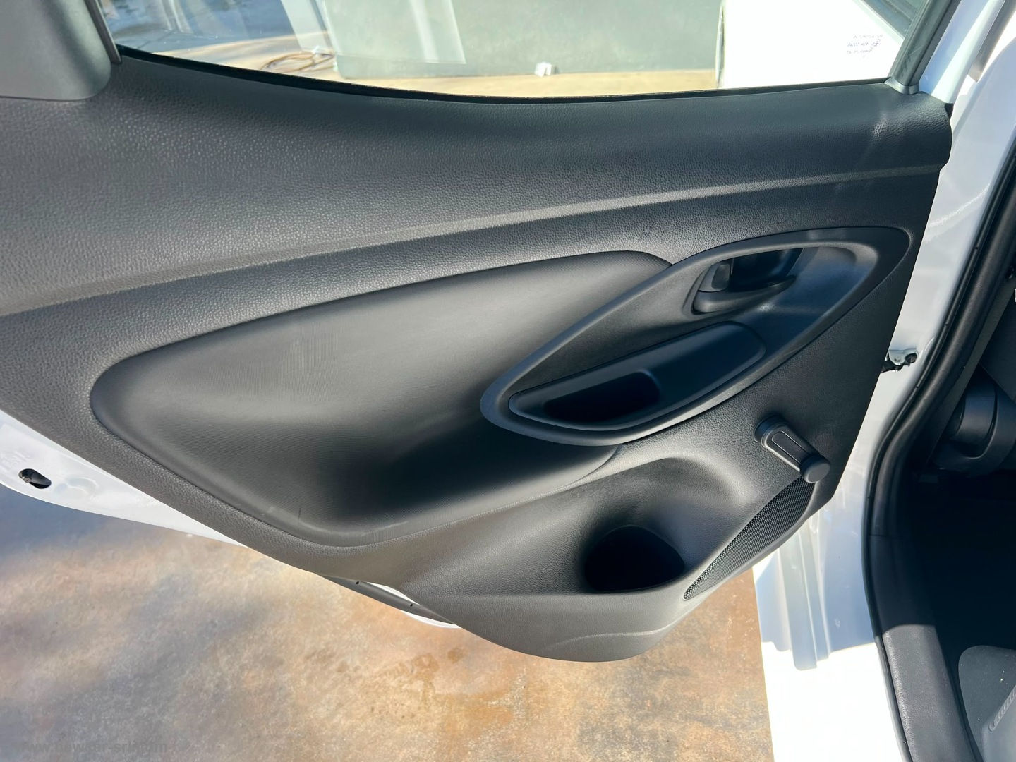 Yaris 1.5 Hybrid 5p. Business - immagine 11