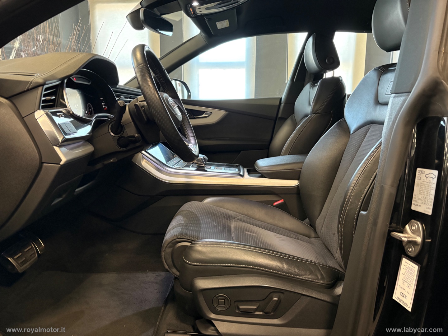 Q8 50 TDI 286 CV quattro tiptronic S-LINE - immagine 11