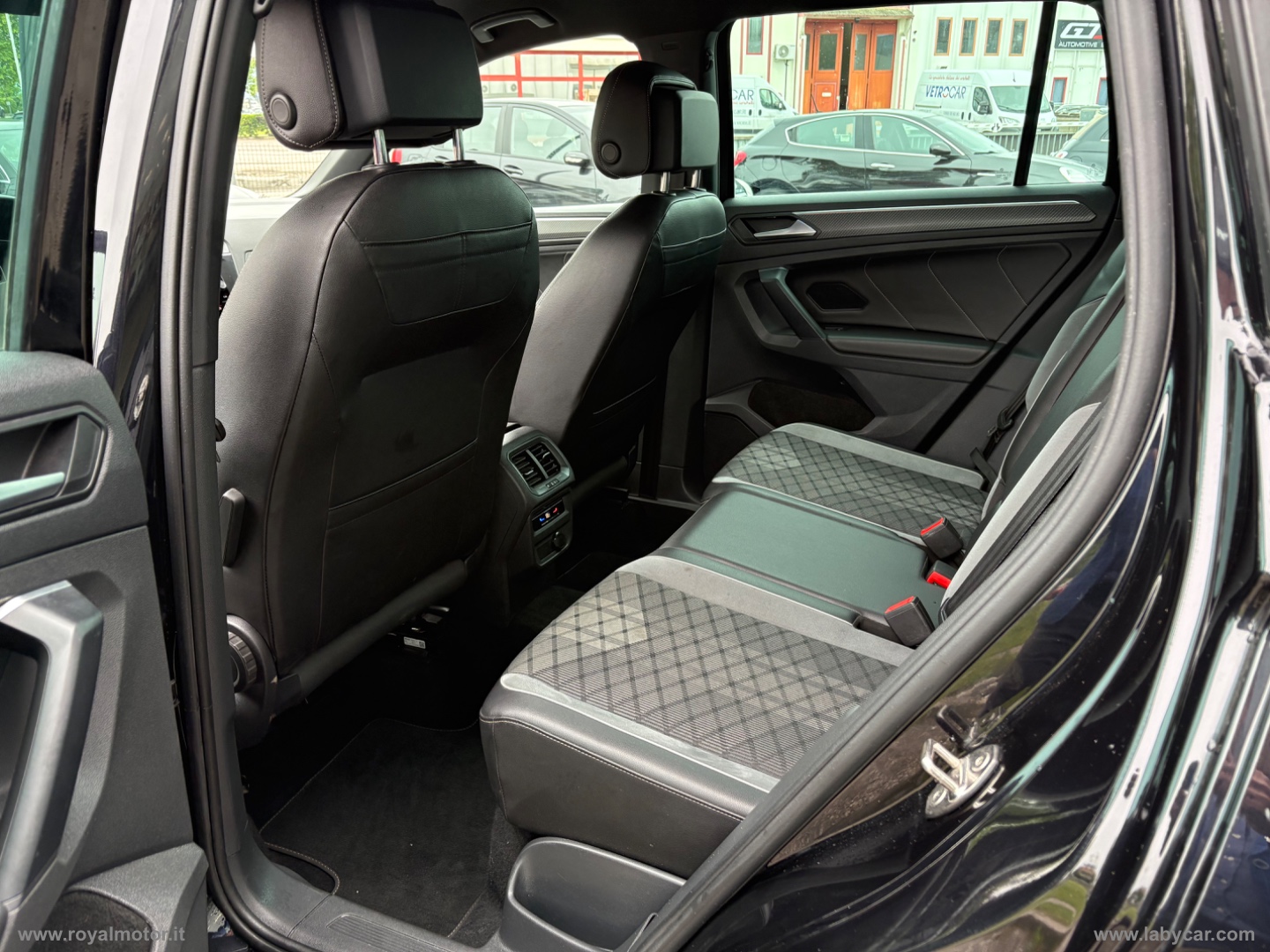 Tiguan 2.0 TDI 150CV SCR DSG R-Line - immagine 11