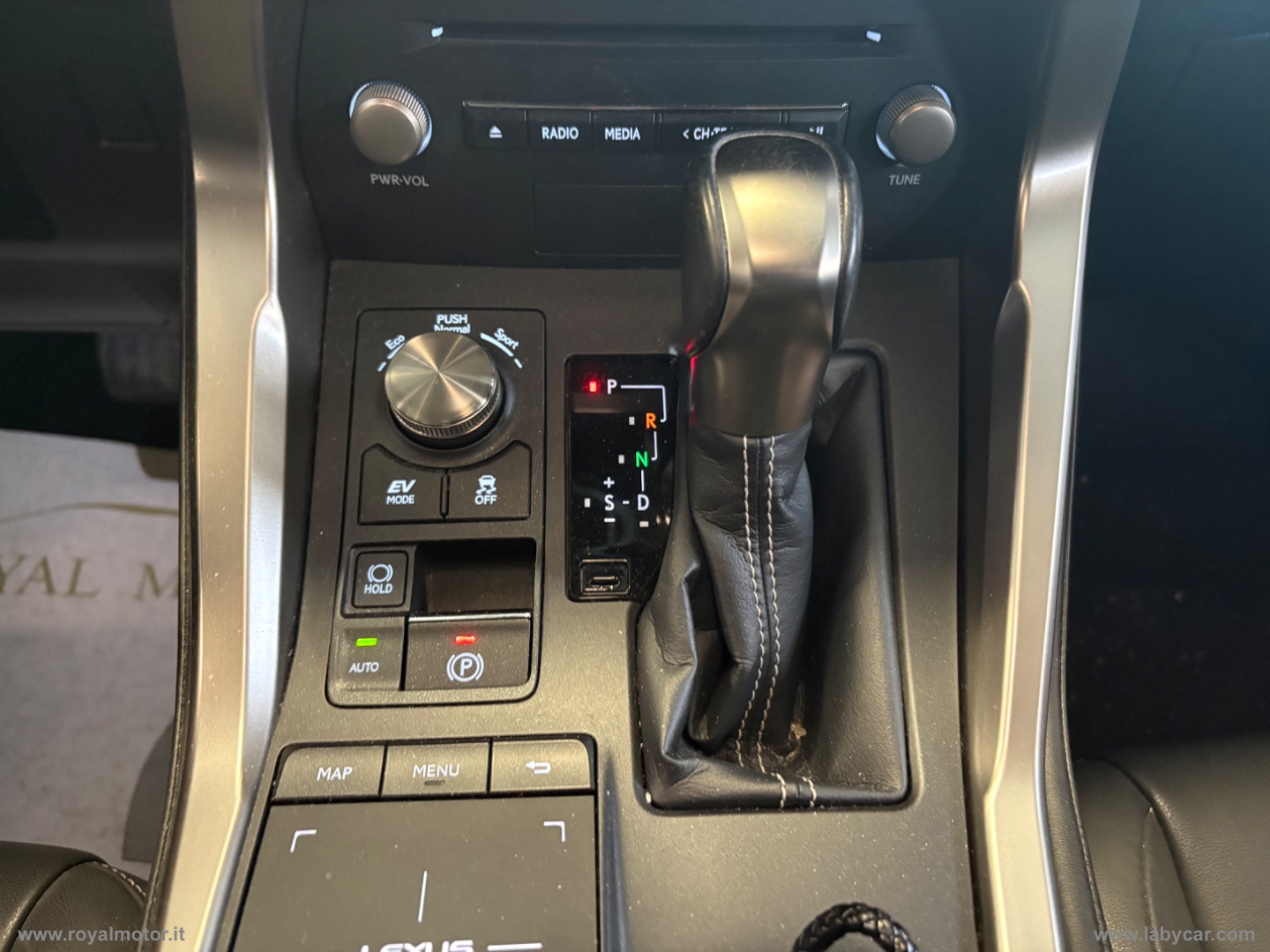 NX 300H Hybrid 4WD Executive - immagine 11